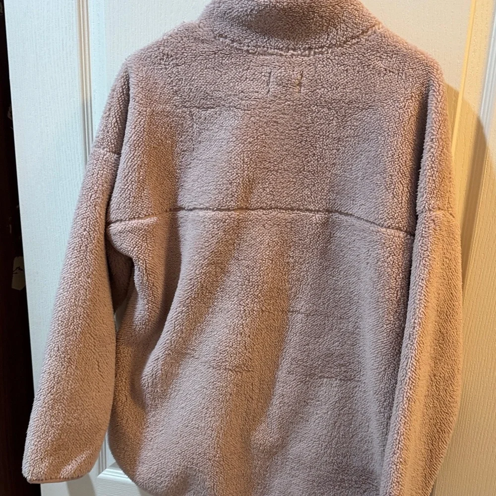 Time and Tru Women's Blush Sherpa Pullover - Picture 5 of 5